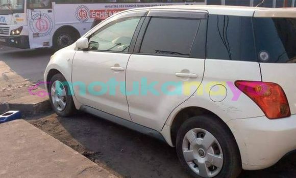 Acheter Occasion Voiture Toyota Ist Blanc à Kinshasa, Kinshasa Acheter Occasion Voiture Toyota Ist Blanc à Kinshasa, Kinshasa