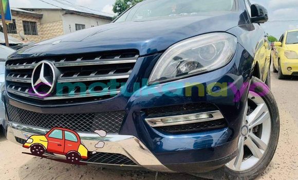 Acheter Occasion Voiture Mercedes‒Benz ML–Class Bleu à Kinshasa, Kinshasa Acheter Occasion Voiture Mercedes‒Benz ML–Class Bleu à Kinshasa, Kinshasa