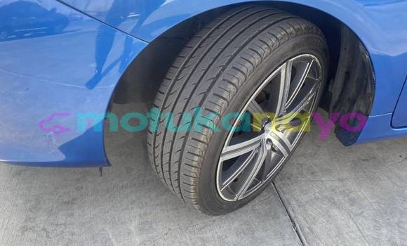 Buy Import Toyota Corolla Blue Car in Demba in Kasai-Occidental Buy Import Toyota Corolla Blue Car in Demba in Kasai-Occidental