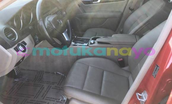 Buy Import Mercedes‒Benz C–Class Red Car in Zongo in Equateur Buy Import Mercedes‒Benz C–Class Red Car in Zongo in Equateur
