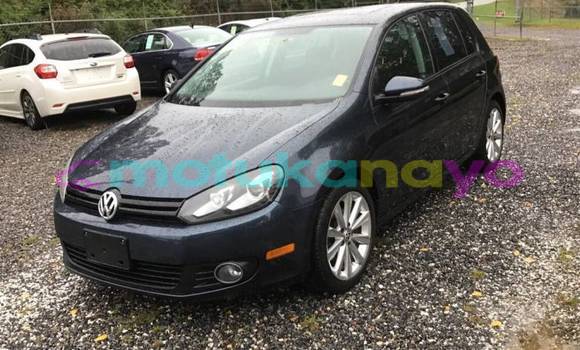 Buy Import Volkswagen Golf Blue Car in Kampene in Sud-Kivu Buy Import Volkswagen Golf Blue Car in Kampene in Sud-Kivu