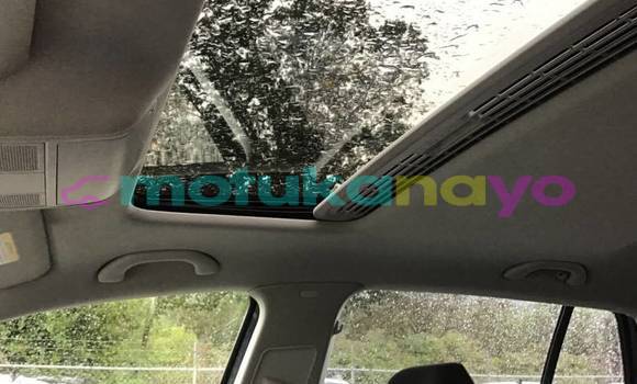 Buy Import Volkswagen Golf Blue Car in Kampene in Sud-Kivu Buy Import Volkswagen Golf Blue Car in Kampene in Sud-Kivu