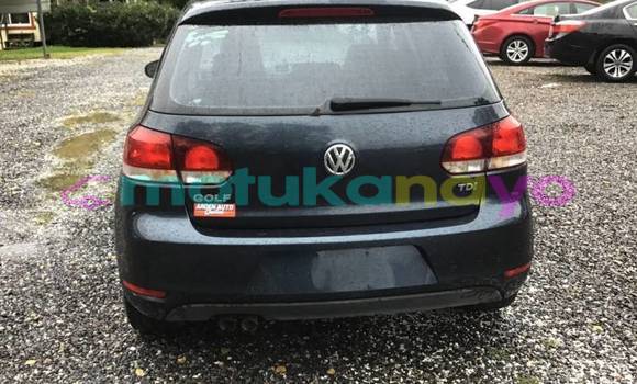 Buy Import Volkswagen Golf Blue Car in Kampene in Sud-Kivu Buy Import Volkswagen Golf Blue Car in Kampene in Sud-Kivu