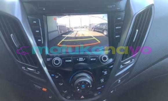 Buy Import Hyundai Veloster Blue Car in Butembo in Nord-Kivu Buy Import Hyundai Veloster Blue Car in Butembo in Nord-Kivu