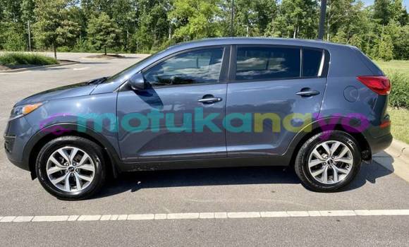 Buy Import Kia Sportage Silver Car in Kasangulu in Bas-Congo Buy Import Kia Sportage Silver Car in Kasangulu in Bas-Congo