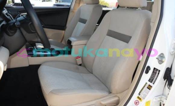 Buy Import Toyota Camry White Car in Inongo in Bandundu Buy Import Toyota Camry White Car in Inongo in Bandundu