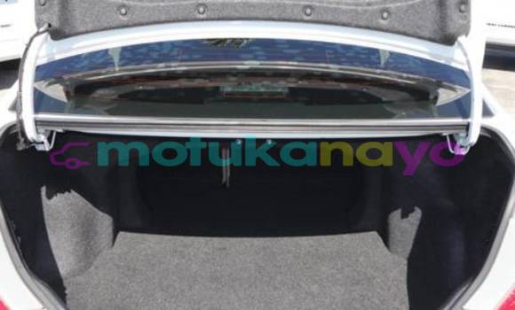 Buy Import Toyota Camry White Car in Inongo in Bandundu Buy Import Toyota Camry White Car in Inongo in Bandundu