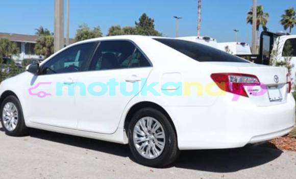Buy Import Toyota Camry White Car in Inongo in Bandundu Buy Import Toyota Camry White Car in Inongo in Bandundu