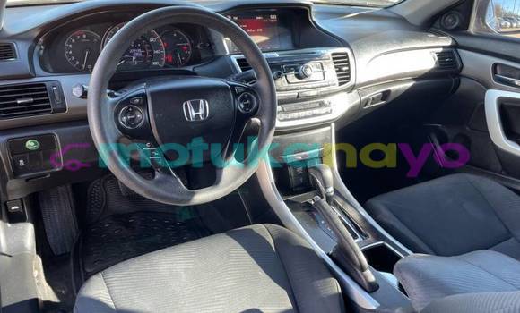 Buy Import Honda Accord Black Car in Kama in Sud-Kivu Buy Import Honda Accord Black Car in Kama in Sud-Kivu