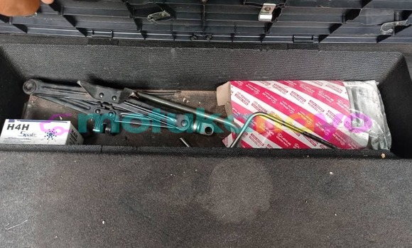 Acheter Occasion Voiture Toyota Ist Blanc à Kinshasa, Kinshasa Acheter Occasion Voiture Toyota Ist Blanc à Kinshasa, Kinshasa