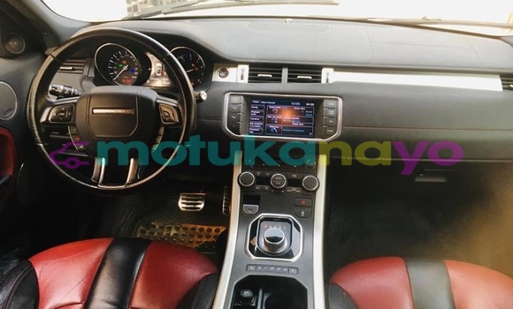 Acheter Occasion Voiture Land Rover Range Rover Evoque Blanc à Kinshasa, Kinshasa Acheter Occasion Voiture Land Rover Range Rover Evoque Blanc à Kinshasa, Kinshasa