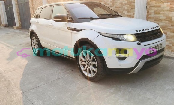 Acheter Occasion Voiture Land Rover Range Rover Evoque Blanc à Kinshasa, Kinshasa Acheter Occasion Voiture Land Rover Range Rover Evoque Blanc à Kinshasa, Kinshasa