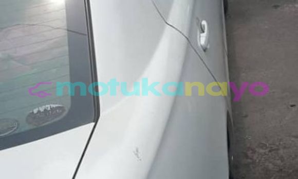 Acheter Occasion Voiture Toyota Allion Blanc à Kinshasa, Kinshasa Acheter Occasion Voiture Toyota Allion Blanc à Kinshasa, Kinshasa