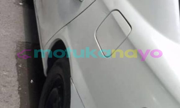 Acheter Occasion Voiture Toyota Allion Blanc à Kinshasa, Kinshasa Acheter Occasion Voiture Toyota Allion Blanc à Kinshasa, Kinshasa