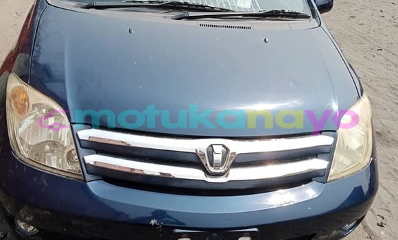 Acheter Occasion Voiture Toyota Ist Bleu à Kinshasa, Kinshasa Acheter Occasion Voiture Toyota Ist Bleu à Kinshasa, Kinshasa