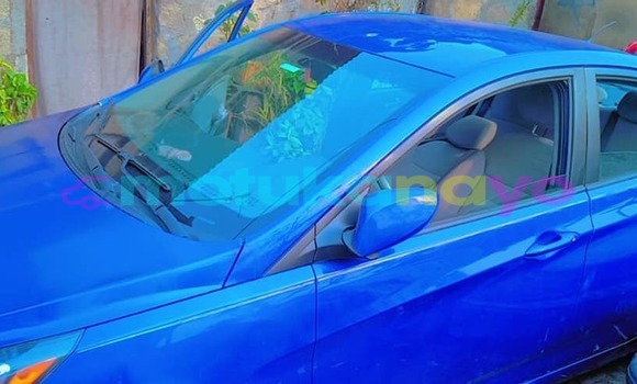 Acheter Occasion Voiture Hyundai Accent Bleu à Kinshasa, Kinshasa Acheter Occasion Voiture Hyundai Accent Bleu à Kinshasa, Kinshasa