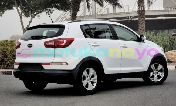Buy Import Kia Sportage White Car in Import - Dubai in Bandundu Buy Import Kia Sportage White Car in Import - Dubai in Bandundu