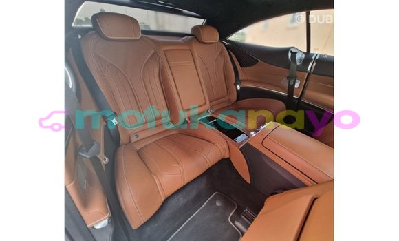 Acheter Import Voiture Mercedes-Benz 190 (W201) Blanc à Import - Dubai, Bandundu Acheter Import Voiture Mercedes-Benz 190 (W201) Blanc à Import - Dubai, Bandundu