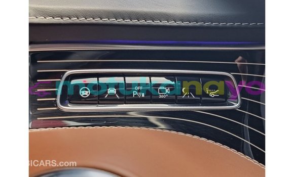 Acheter Import Voiture Mercedes-Benz 190 (W201) Blanc à Import - Dubai, Bandundu Acheter Import Voiture Mercedes-Benz 190 (W201) Blanc à Import - Dubai, Bandundu