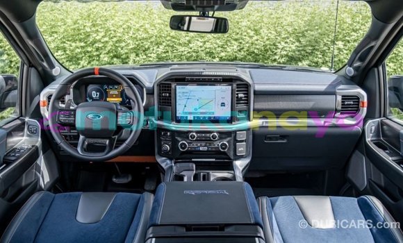 Acheter Import Voiture Ford Club Wagon Noir à Import - Dubai, Bandundu Acheter Import Voiture Ford Club Wagon Noir à Import - Dubai, Bandundu