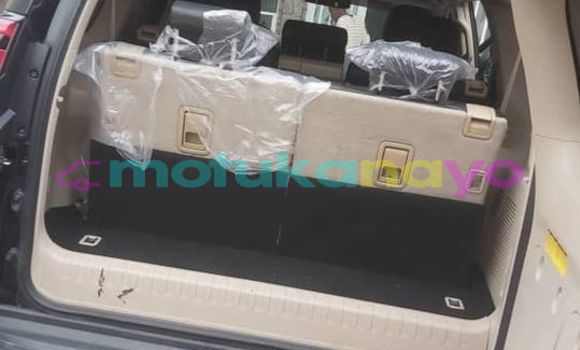 Acheter Occasion Voiture Toyota Land Cruiser Prado Noir à Kinshasa, Kinshasa Acheter Occasion Voiture Toyota Land Cruiser Prado Noir à Kinshasa, Kinshasa