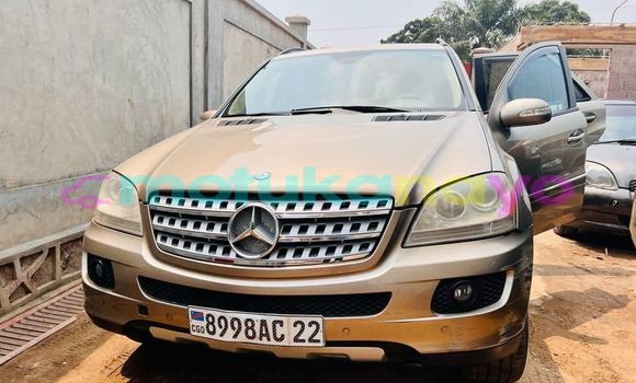 Acheter Occasion Voiture Mercedes‒Benz ML–Class Marron à Kinshasa, Kinshasa Acheter Occasion Voiture Mercedes‒Benz ML–Class Marron à Kinshasa, Kinshasa