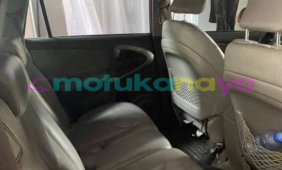 Buy Used Toyota RAV4 Red Car in Kinshasa in Kinshasa Buy Used Toyota RAV4 Red Car in Kinshasa in Kinshasa