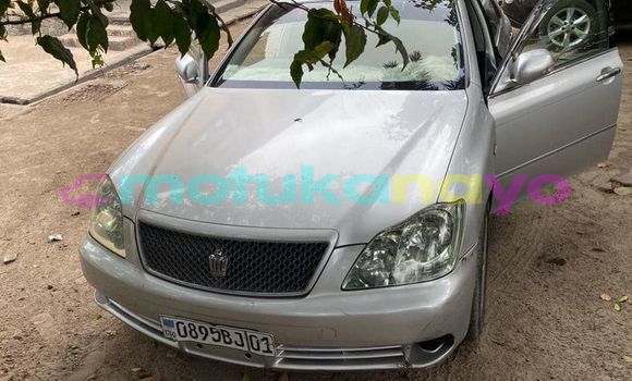 Buy Used Toyota Crown Silver Car in Kinshasa in Kinshasa Buy Used Toyota Crown Silver Car in Kinshasa in Kinshasa