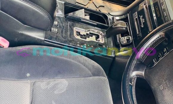 Buy Used Toyota Crown Silver Car in Kinshasa in Kinshasa Buy Used Toyota Crown Silver Car in Kinshasa in Kinshasa