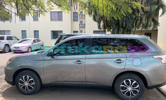 Acheter Occasion Voiture Mitsubishi Outlander Autre à Kinshasa, Kinshasa Acheter Occasion Voiture Mitsubishi Outlander Autre à Kinshasa, Kinshasa