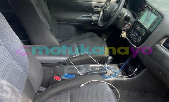 Acheter Occasion Voiture Mitsubishi Outlander Autre à Kinshasa, Kinshasa Acheter Occasion Voiture Mitsubishi Outlander Autre à Kinshasa, Kinshasa
