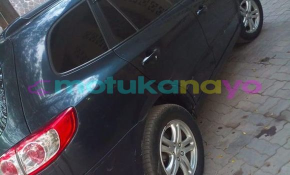 Acheter Occasion Voiture Hyundai Santa Fe Noir à Kinshasa, Kinshasa Acheter Occasion Voiture Hyundai Santa Fe Noir à Kinshasa, Kinshasa