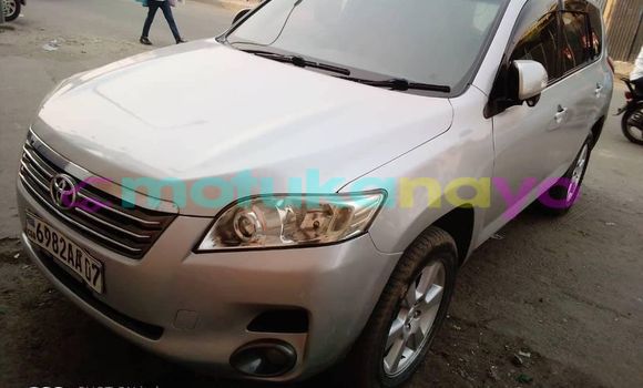 Buy Used Toyota Vanguard Silver Car in Kinshasa in Kinshasa Buy Used Toyota Vanguard Silver Car in Kinshasa in Kinshasa