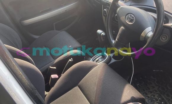Buy Used Toyota Ist White Car in Kinshasa in Kinshasa Buy Used Toyota Ist White Car in Kinshasa in Kinshasa