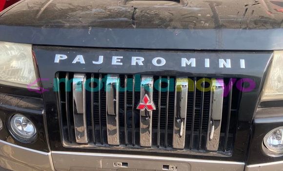 Buy Used Mitsubishi Pajero Black Car in Kinshasa in Kinshasa