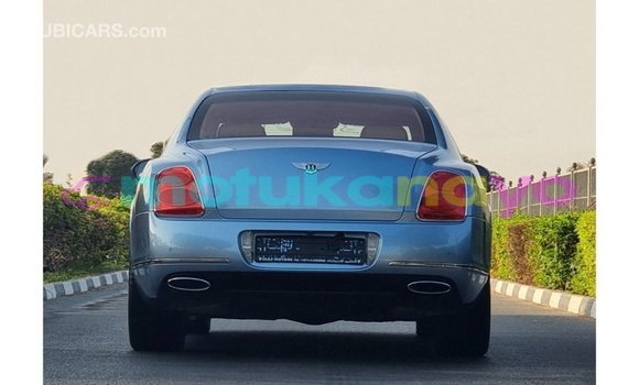 Acheter Import Voiture Bentley Continental Flying Spur Bleu à Import - Dubai, Bandundu Acheter Import Voiture Bentley Continental Flying Spur Bleu à Import - Dubai, Bandundu