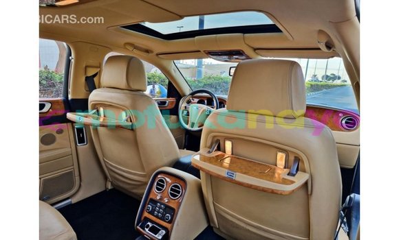 Acheter Import Voiture Bentley Continental Flying Spur Bleu à Import - Dubai, Bandundu Acheter Import Voiture Bentley Continental Flying Spur Bleu à Import - Dubai, Bandundu