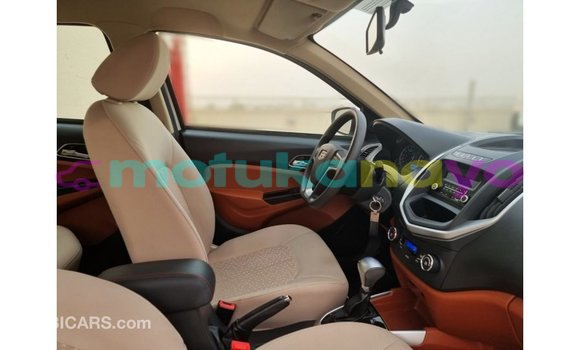 Acheter Import Voiture Geely GC6 Blanc à Import - Dubai, Bandundu Acheter Import Voiture Geely GC6 Blanc à Import - Dubai, Bandundu