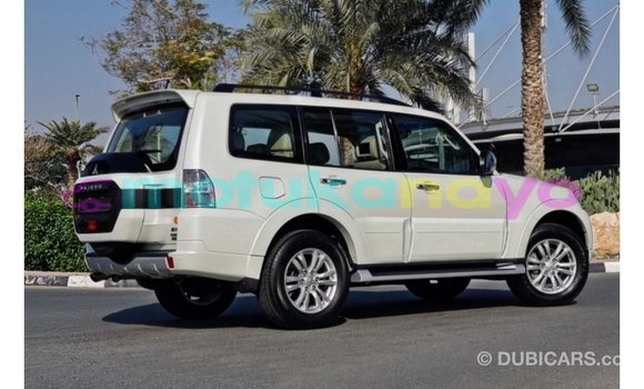 Buy Import Mitsubishi Pajero White Car in Import - Dubai in Bandundu Buy Import Mitsubishi Pajero White Car in Import - Dubai in Bandundu