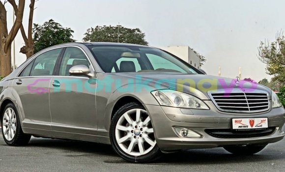 Acheter Import Voiture Mercedes-Benz 190 (W201) Autre à Import - Dubai, Bandundu Acheter Import Voiture Mercedes-Benz 190 (W201) Autre à Import - Dubai, Bandundu