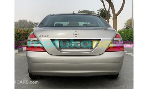 Acheter Import Voiture Mercedes-Benz 190 (W201) Autre à Import - Dubai, Bandundu Acheter Import Voiture Mercedes-Benz 190 (W201) Autre à Import - Dubai, Bandundu