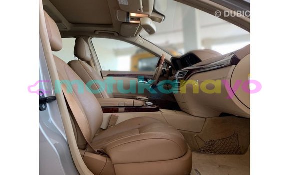 Acheter Import Voiture Mercedes-Benz 190 (W201) Autre à Import - Dubai, Bandundu Acheter Import Voiture Mercedes-Benz 190 (W201) Autre à Import - Dubai, Bandundu