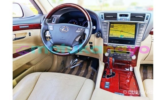 Buy Import Lexus LS Other Car in Import - Dubai in Bandundu Buy Import Lexus LS Other Car in Import - Dubai in Bandundu
