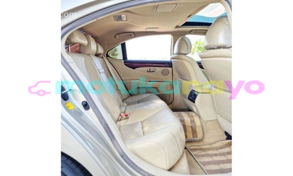 Buy Import Lexus LS Other Car in Import - Dubai in Bandundu Buy Import Lexus LS Other Car in Import - Dubai in Bandundu