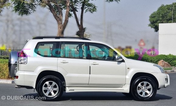 Buy Import Toyota Prado White Car in Import - Dubai in Bandundu Buy Import Toyota Prado White Car in Import - Dubai in Bandundu