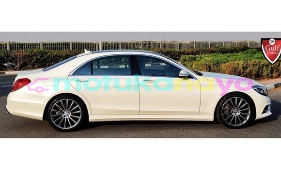 Acheter Import Voiture Mercedes-Benz 190 (W201) Blanc à Import - Dubai, Bandundu Acheter Import Voiture Mercedes-Benz 190 (W201) Blanc à Import - Dubai, Bandundu