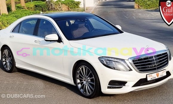 Acheter Import Voiture Mercedes-Benz 190 (W201) Blanc à Import - Dubai, Bandundu Acheter Import Voiture Mercedes-Benz 190 (W201) Blanc à Import - Dubai, Bandundu