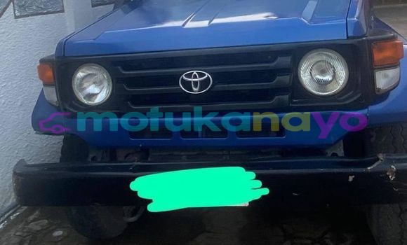 Buy Used Toyota Land Cruiser Blue Car in Kinshasa in Kinshasa Buy Used Toyota Land Cruiser Blue Car in Kinshasa in Kinshasa