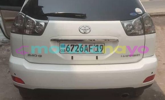 Acheter Occasion Voiture Toyota Harrier Blanc à Kinshasa, Kinshasa Acheter Occasion Voiture Toyota Harrier Blanc à Kinshasa, Kinshasa