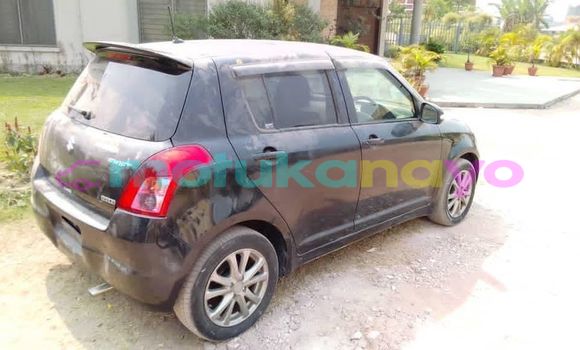 Acheter Occasion Voiture Suzuki Swift Noir à Kinshasa, Kinshasa Acheter Occasion Voiture Suzuki Swift Noir à Kinshasa, Kinshasa